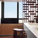 Nobu Otel 5*